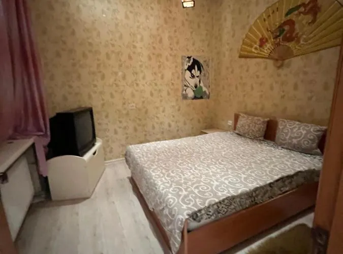10 Kotliarska Moisha House